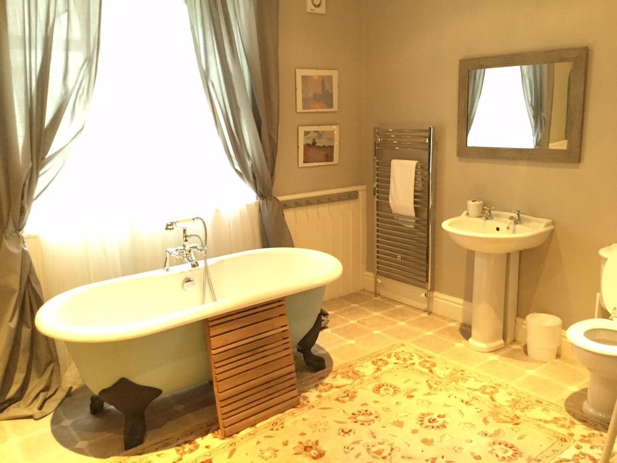 ويتبي The Woodlands Hotel, Sandsend المظهر الخارجي الصورة